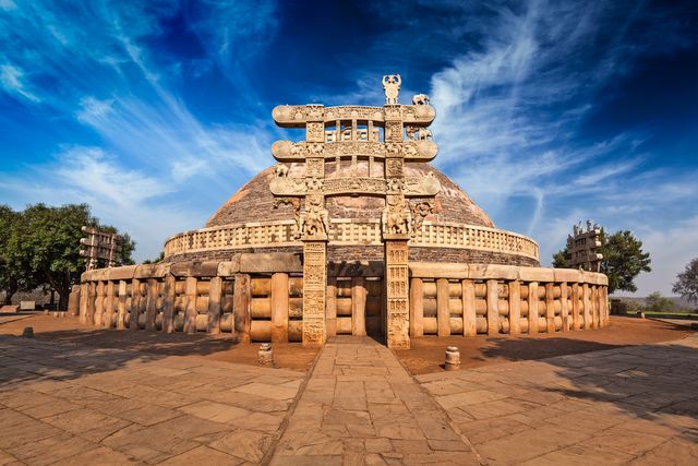 Sanchi Stupa, UNESCO World Heritage Buddhist Site in Madhya Pradesh